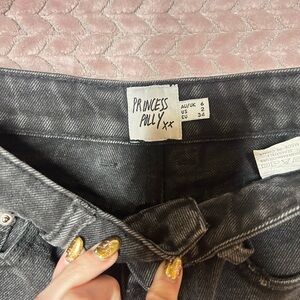 Princess Polly jeans tag size US 2. 
Waist 12”
Hip 17.5”
Rise 11”
Inseam 27.5”
